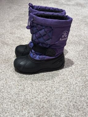 Kamik Purple and Black Kids Snow Boots with Geometric Pattern